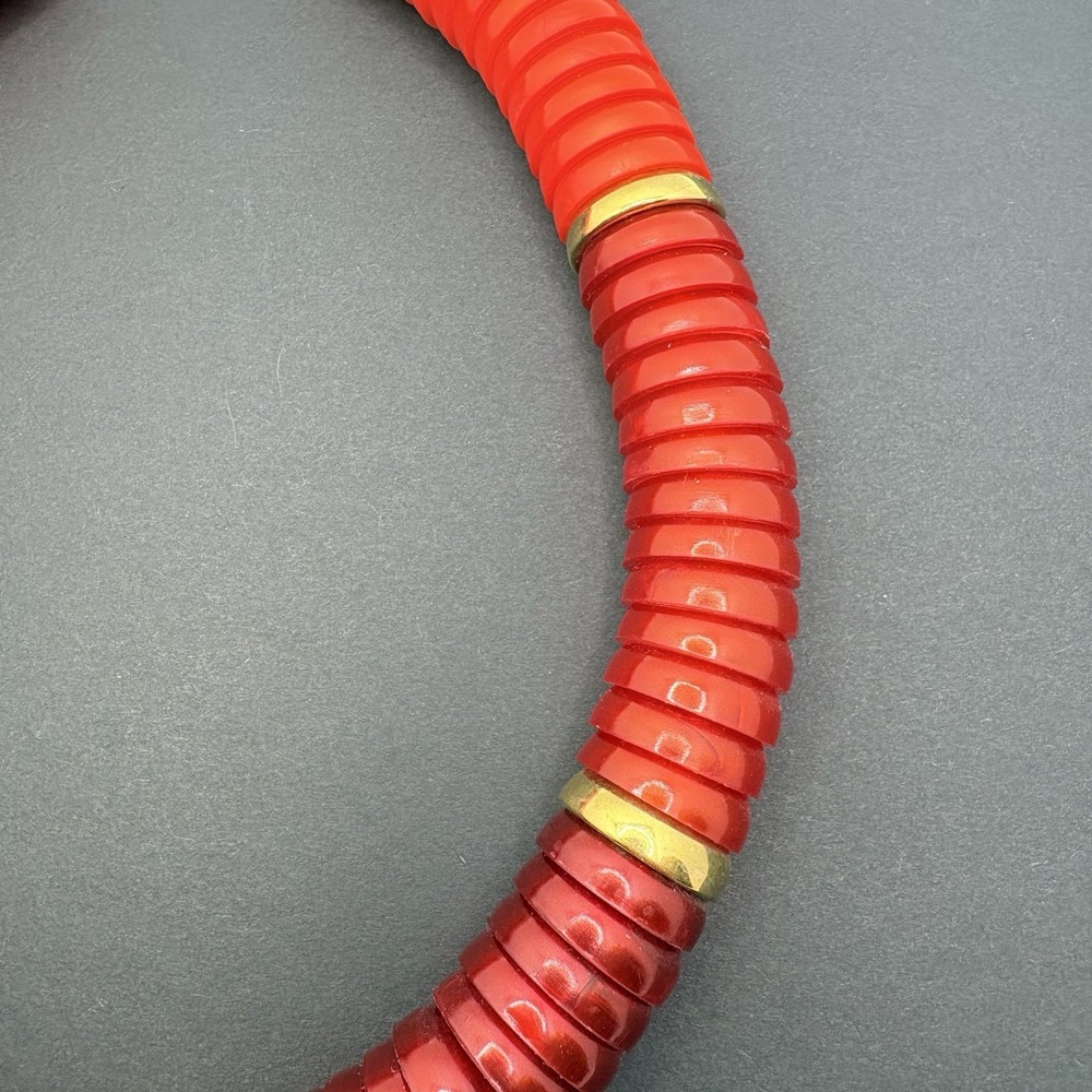Vintage Avon Dramatic Coiled Disc Red & Gold Tone Choker Necklace Chunky 1986 - Picture 4 of 7
